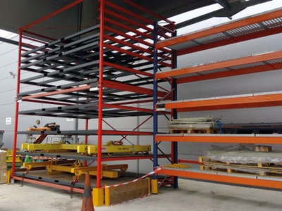 Stockage spécifique cantilever charges hors gabarit