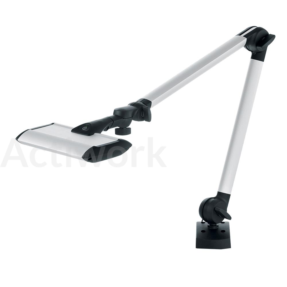 Lampe LED sur bras.jpg