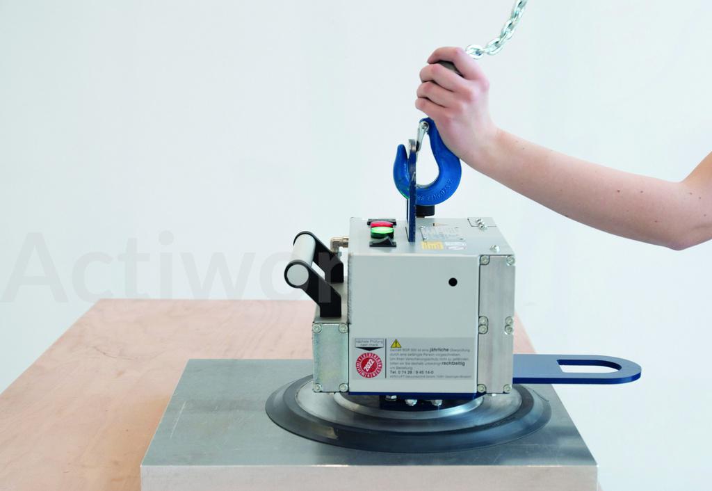 MANIPULATEUR AUTONOME SUR BATTERIE -AERO CUBE  - 90 KG