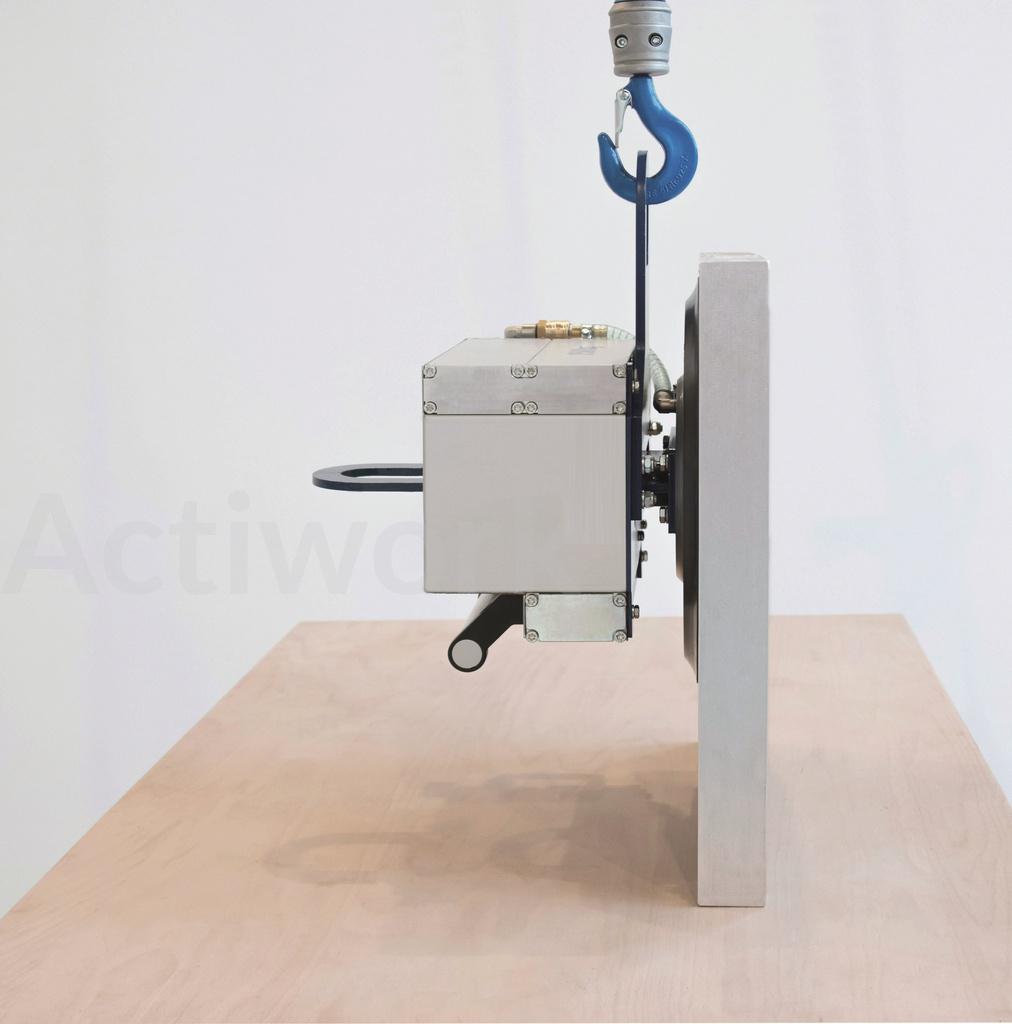 MANIPULATEUR AUTONOME SUR BATTERIE -AERO CUBE  - 90 KG