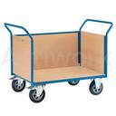 CHARIOTS A RIDELLES BOIS
